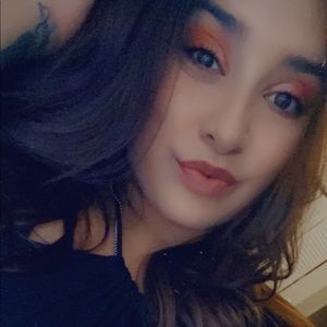 Meet your Posher, Karla